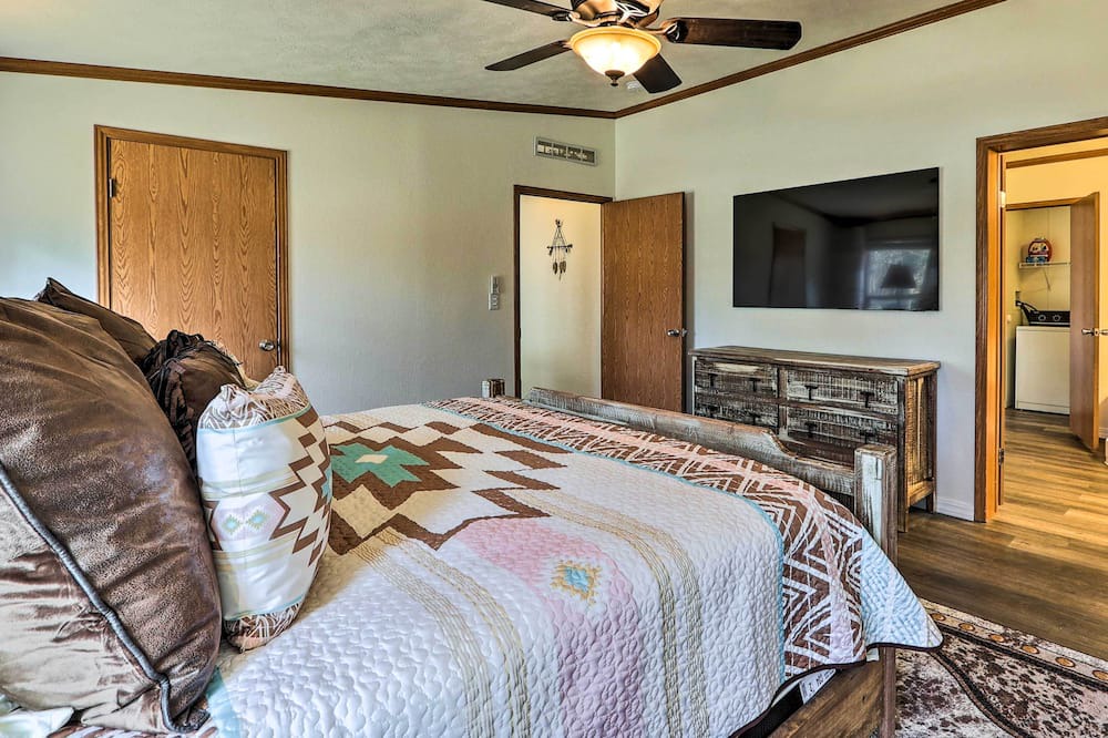 Photo of Bedroom in Elk City