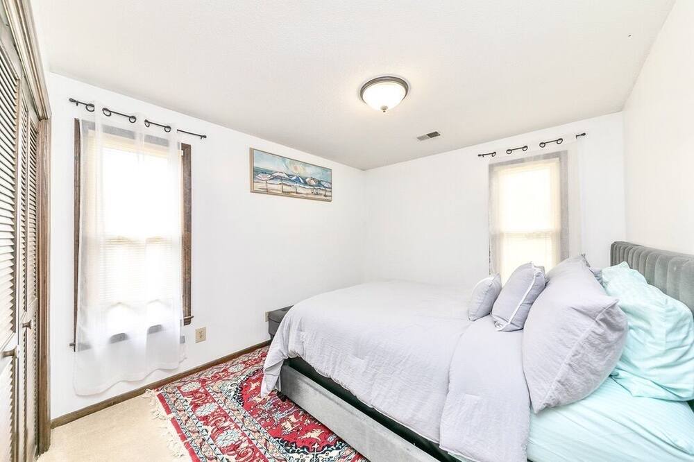 Photo of Bedroom in Harbison