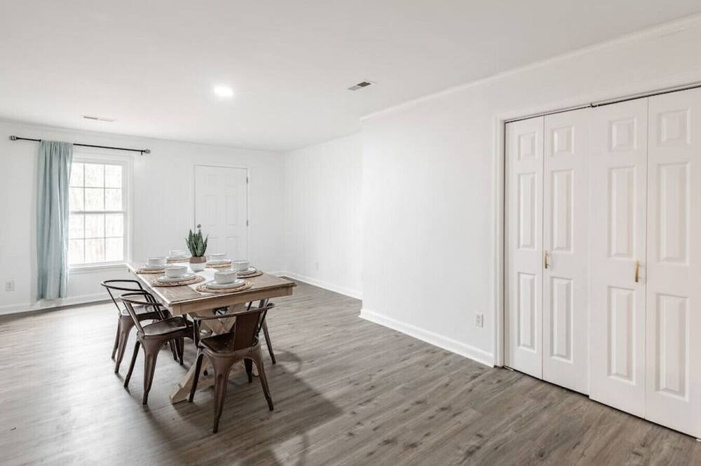 Photo of Bedroom in Decatur