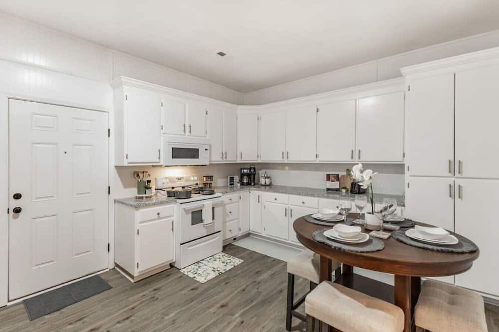 Photo of Kitchen in Decatur