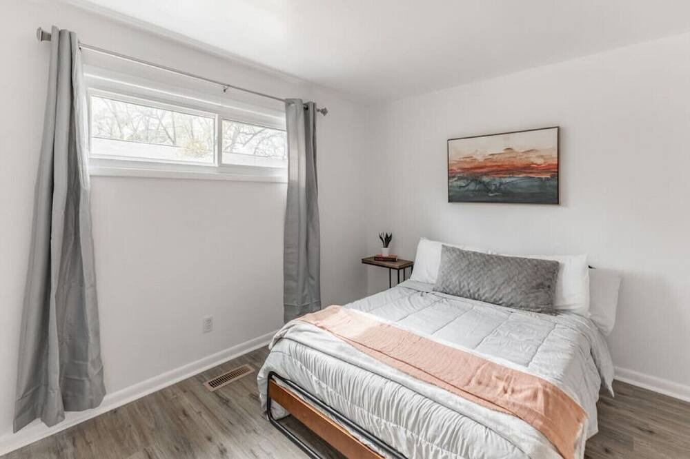 Photo of Bedroom in Decatur
