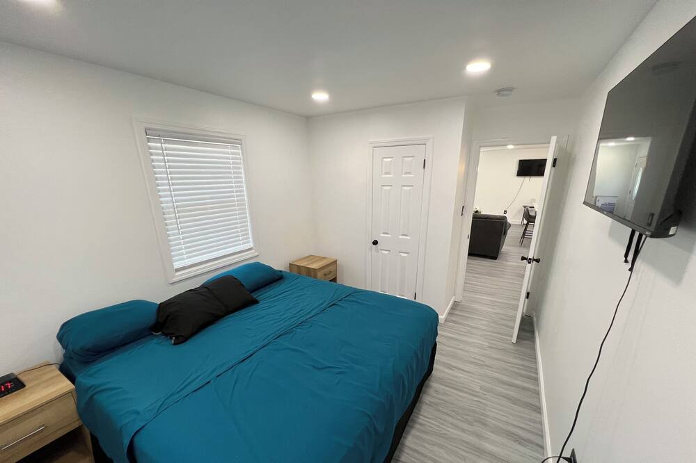 Photo of Livingroom in Beachwood