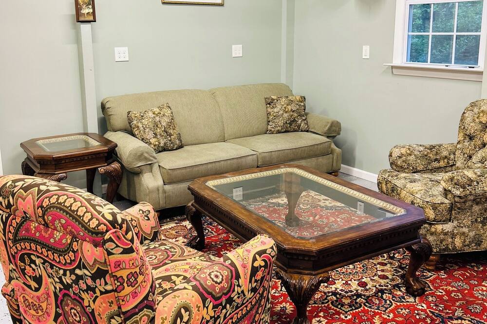 Photo of Livingroom in Millers