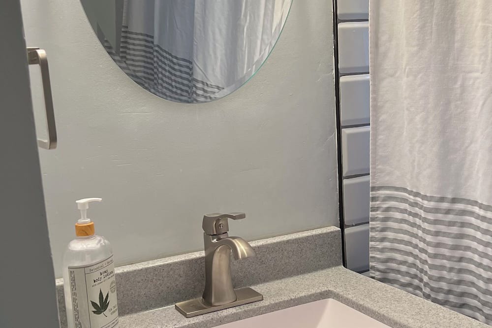 Photo of Bathroom in Galewood