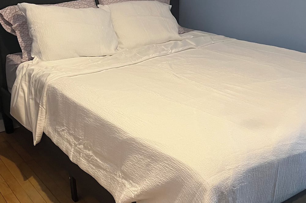 Photo of Bedroom in Galewood