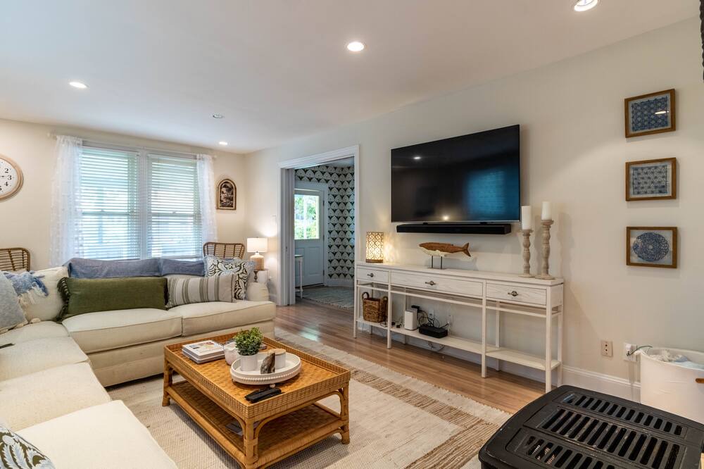 Photo of Livingroom in Village Green
