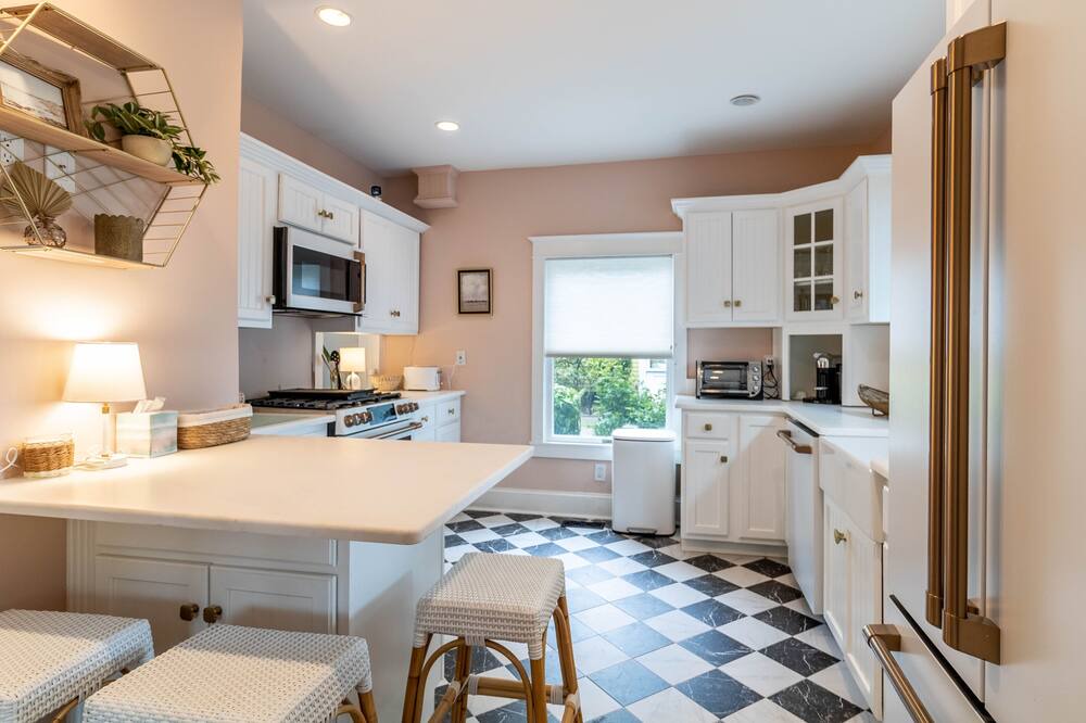 Photo of Kitchen in Village Green