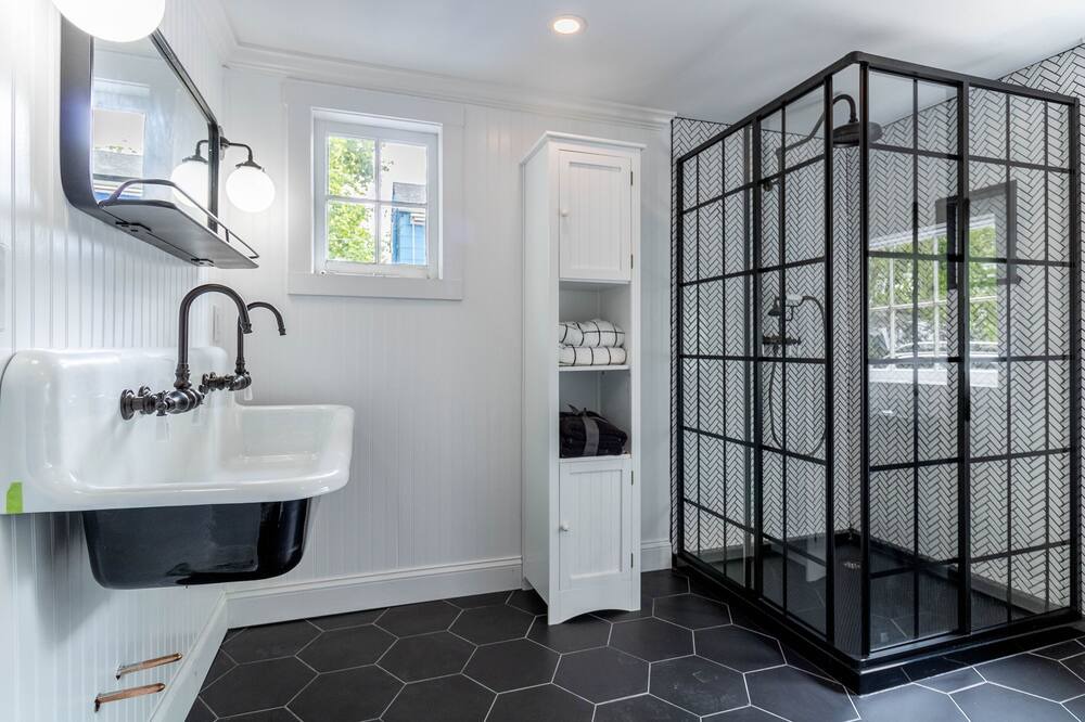 Photo of Bathroom in Village Green