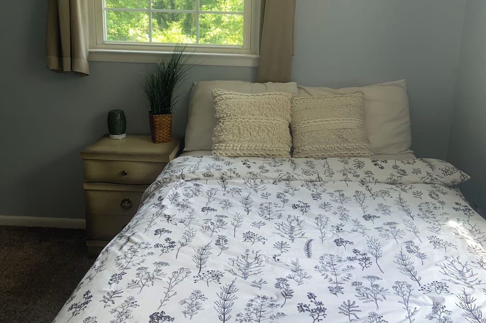 Photo of Bedroom in Egg Harbor Township