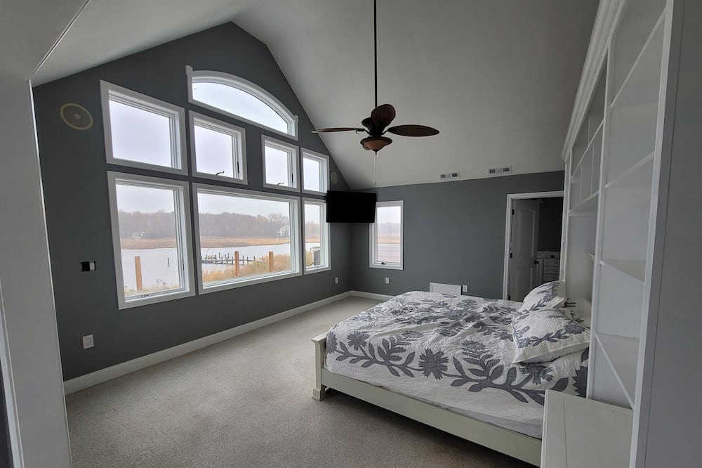 Photo of Bedroom in Rock Hall
