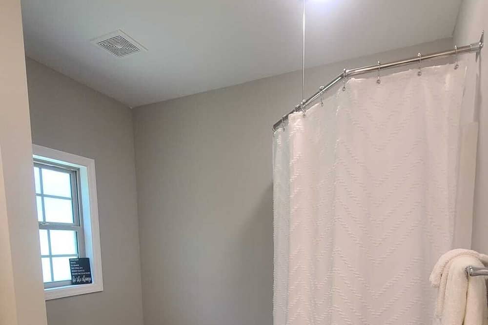 Photo of Bathroom in Crane Hill