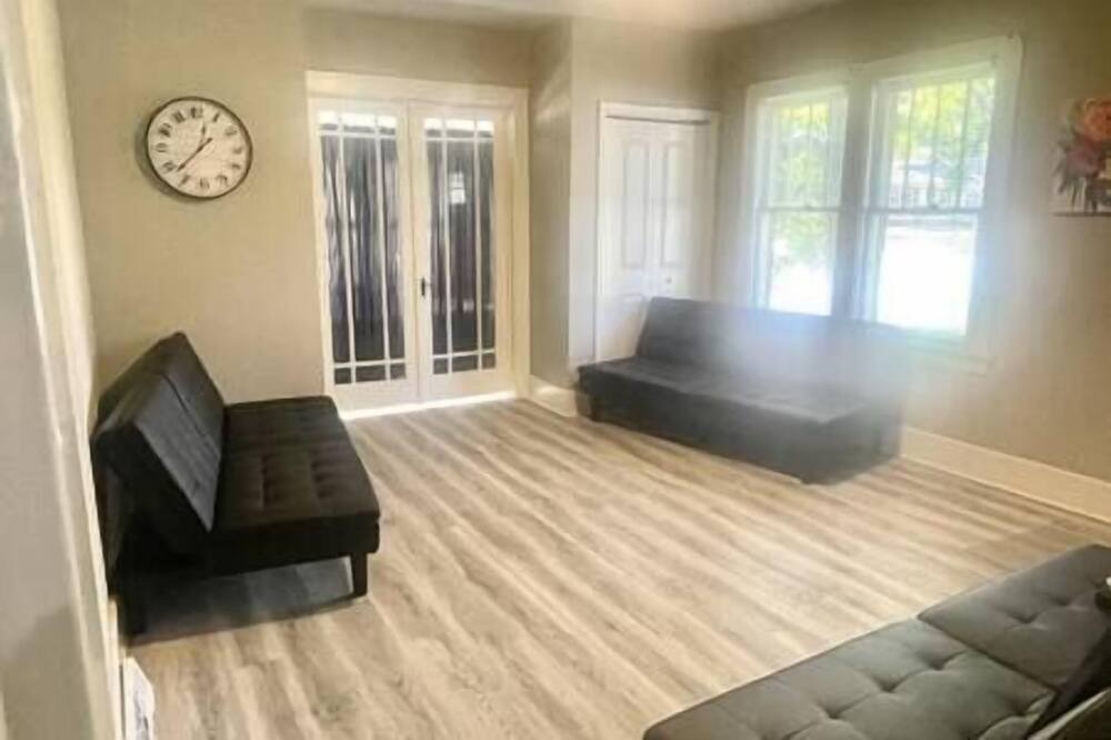 Photo of Bedroom in Hamilton