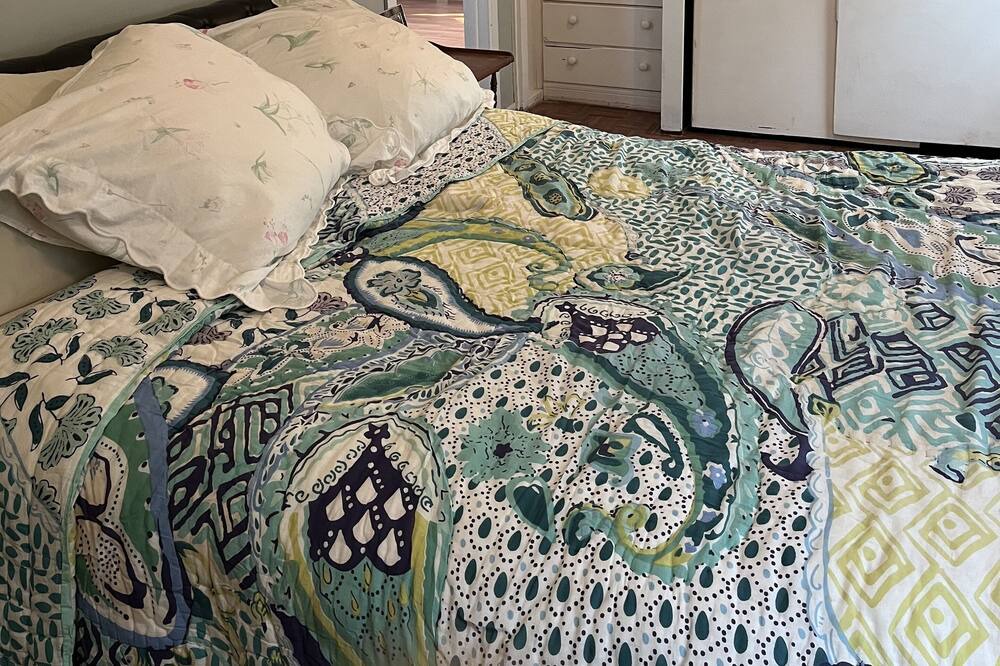 Photo of Bedroom in New Monmouth
