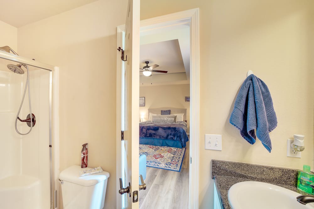 Photo of Bathroom in Tulsa County