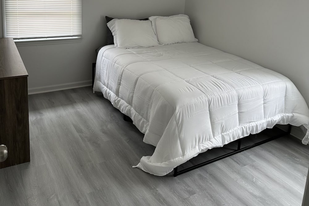 Photo of Bedroom in Kelly