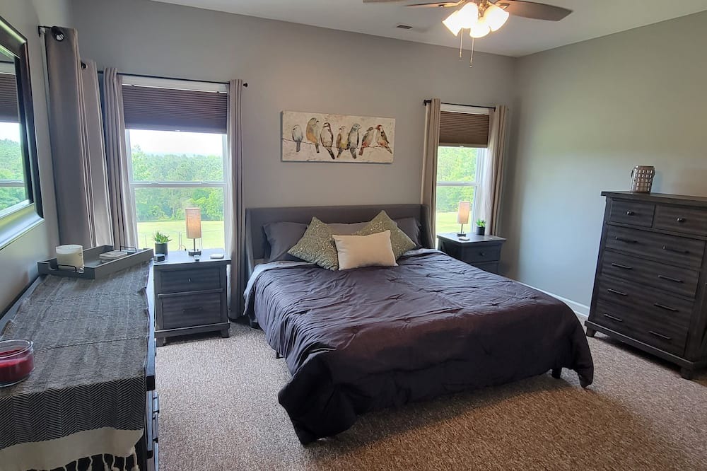 Photo of Bedroom in Sumter County