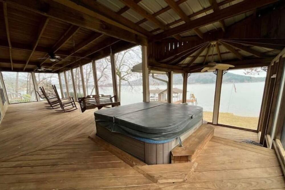 Photo of Outdoor in Cedar Bluff