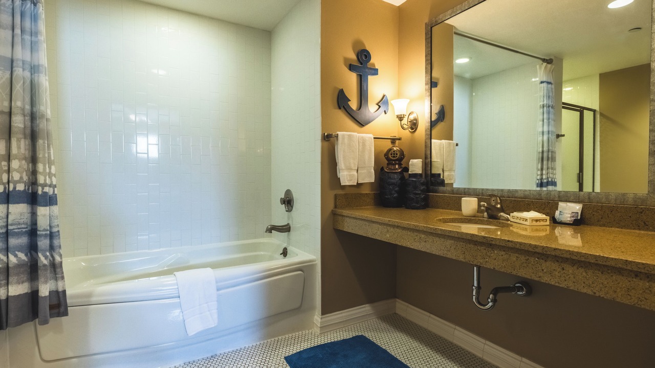 Photo of Bathroom in Clinton