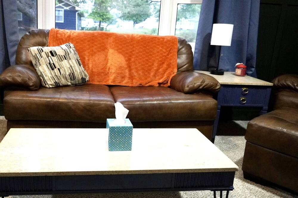 Photo of Livingroom in Hamilton