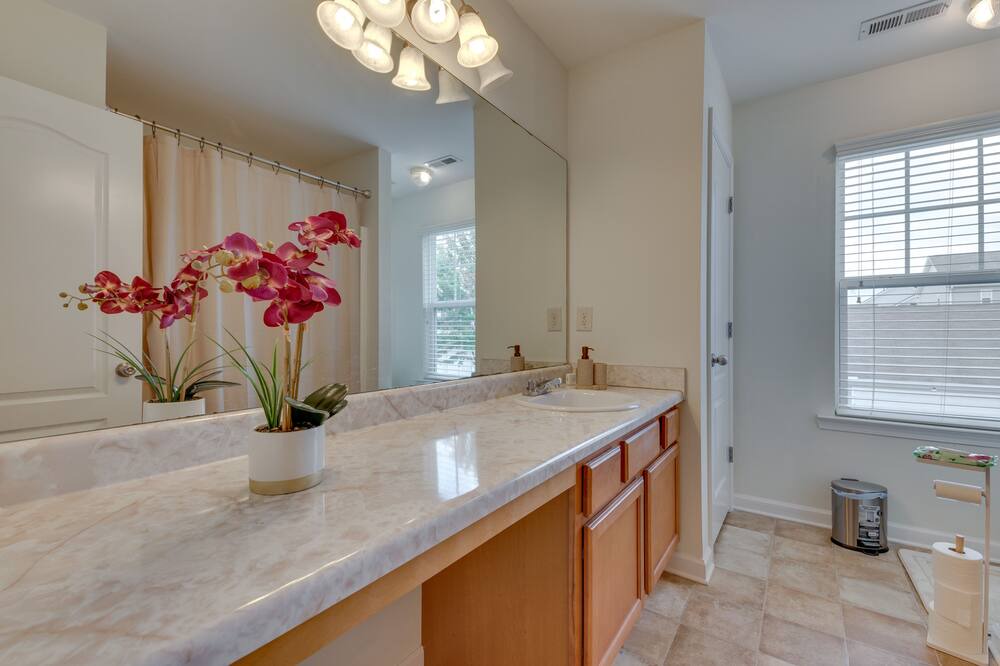 Photo of Bathroom in Hiram