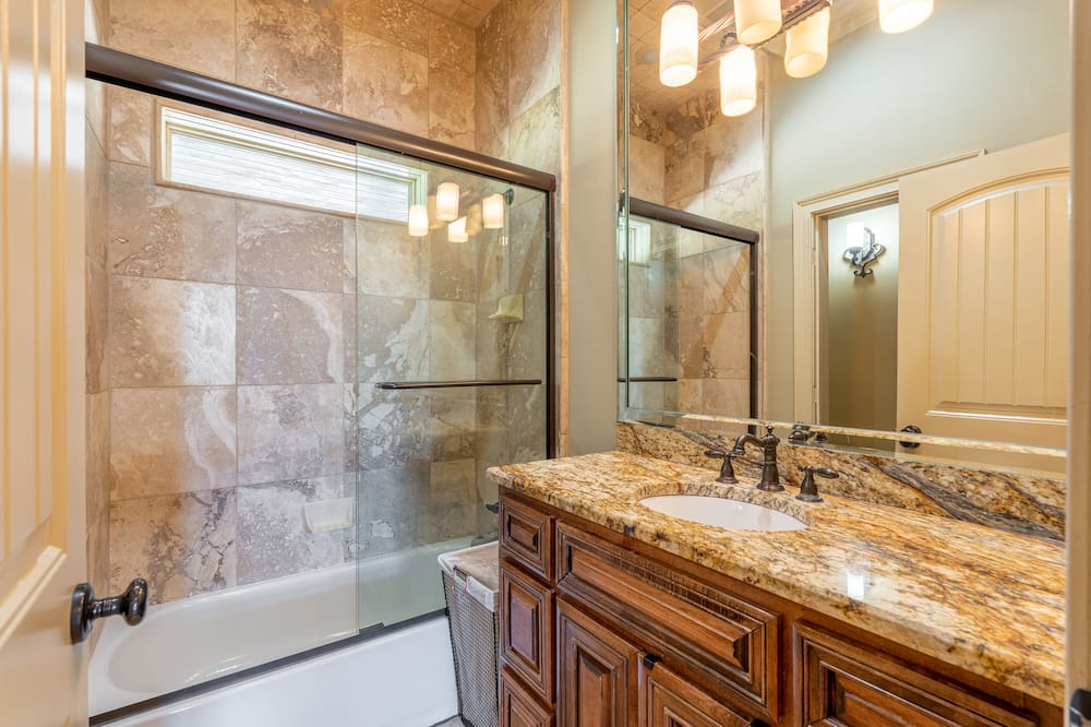 Photo of Bathroom in Wetumpka