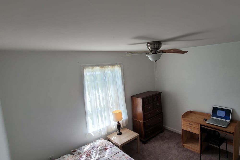 Photo of Bedroom in Dennis