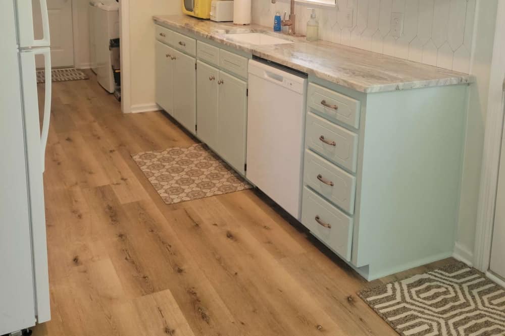 Photo of Kitchen in Albertville