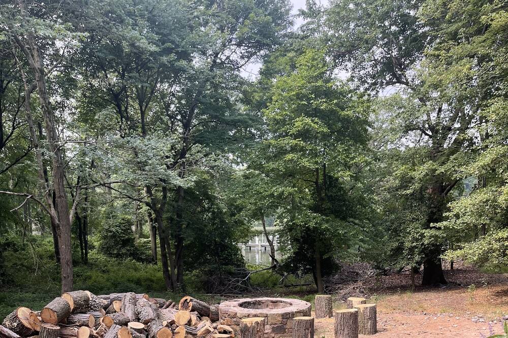 Photo of Outdoor in Glen Burnie