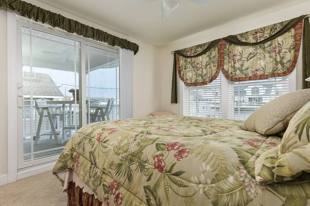 Photo of Bedroom in Sea Isle City