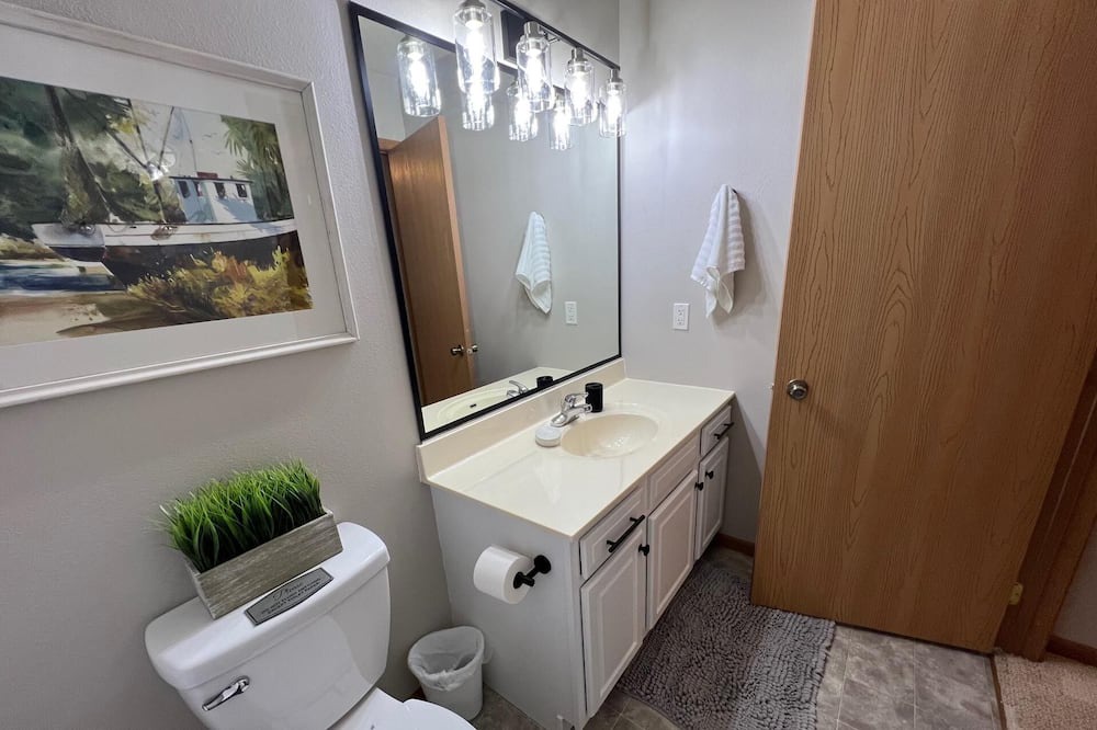 Photo of Bathroom in Okoboji
