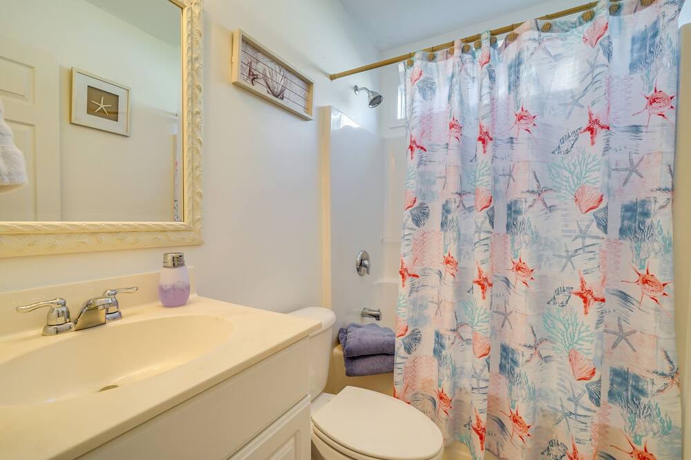 Photo of Bathroom in Murraysville