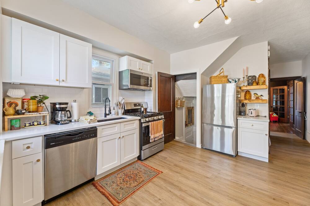 Photo of Kitchen in Aksarben - Elmwood Park