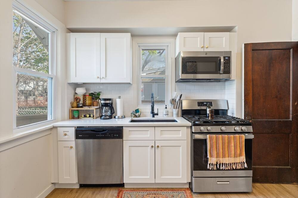 Photo of Kitchen in Aksarben - Elmwood Park