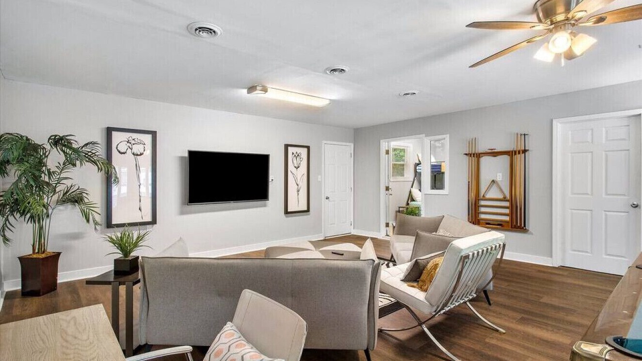 Photo of Livingroom in North Chesterfield