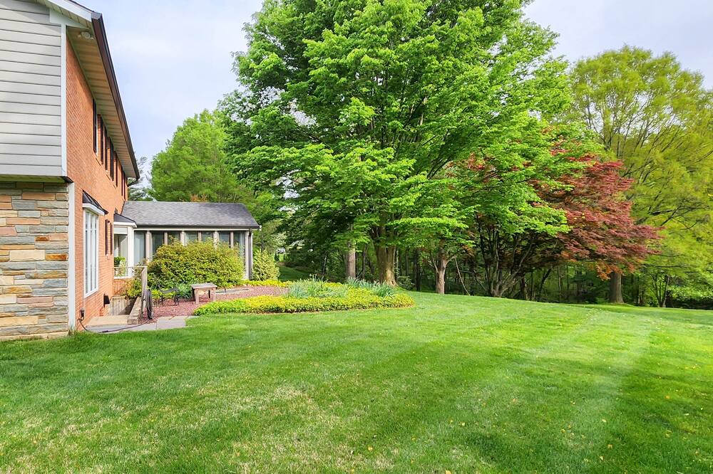 Photo of Outdoor in Carrolltowne