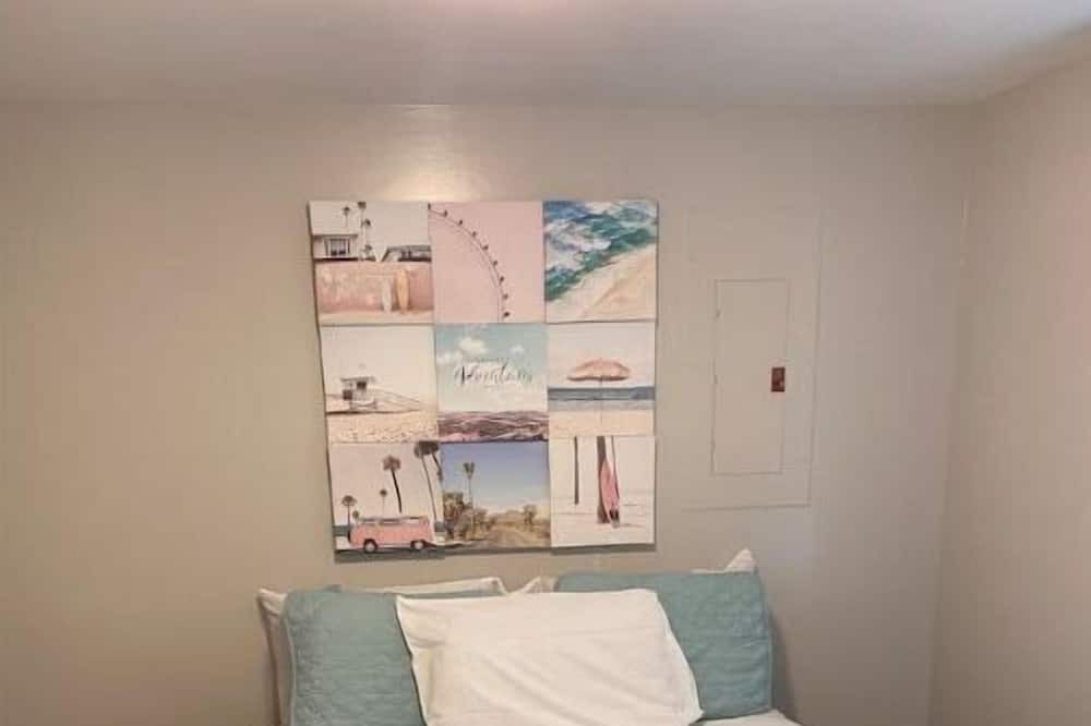 Photo of Bedroom in Pleasantville