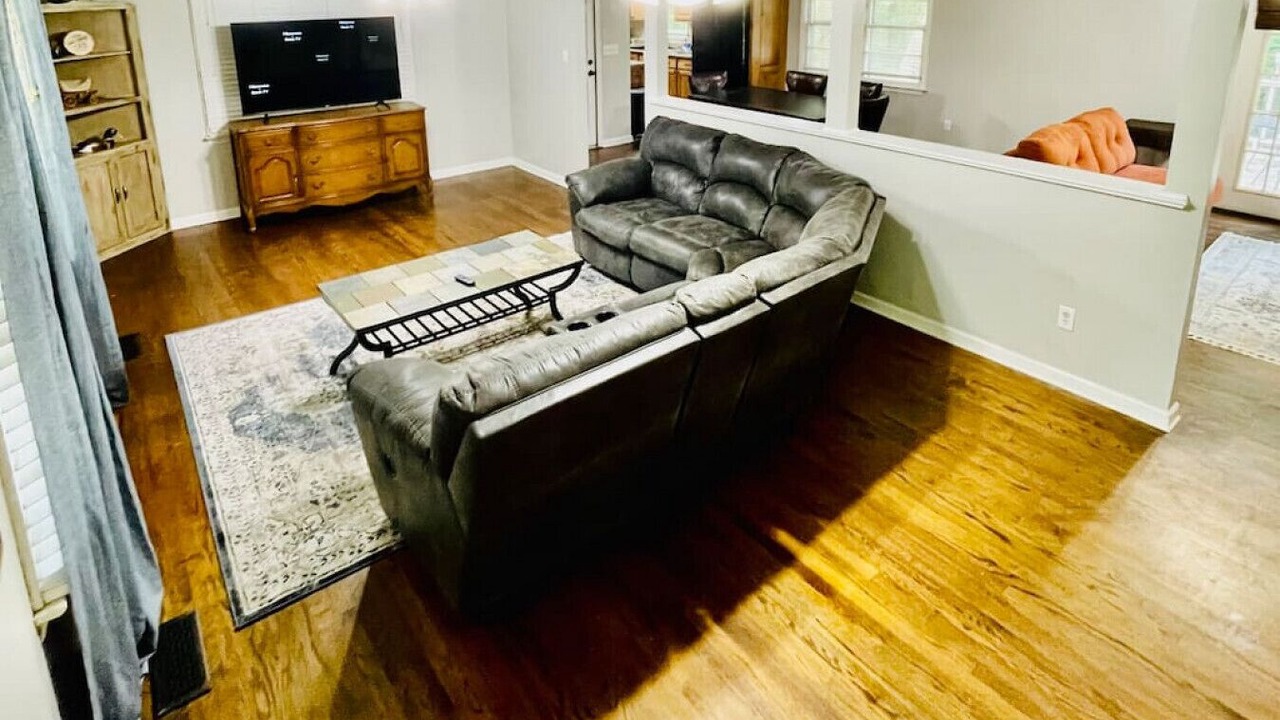 Photo of Livingroom in Gadsden