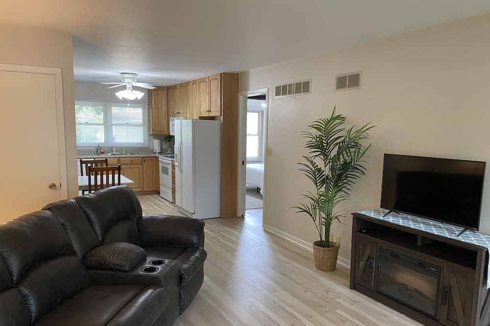Photo of Livingroom in Belmond