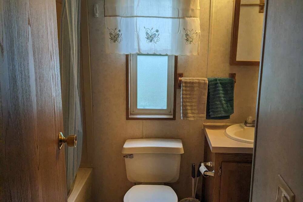 Photo of Bathroom in Marion