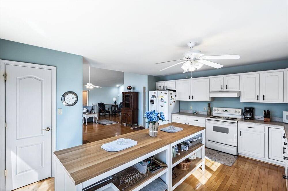 Photo of Kitchen in Livingston