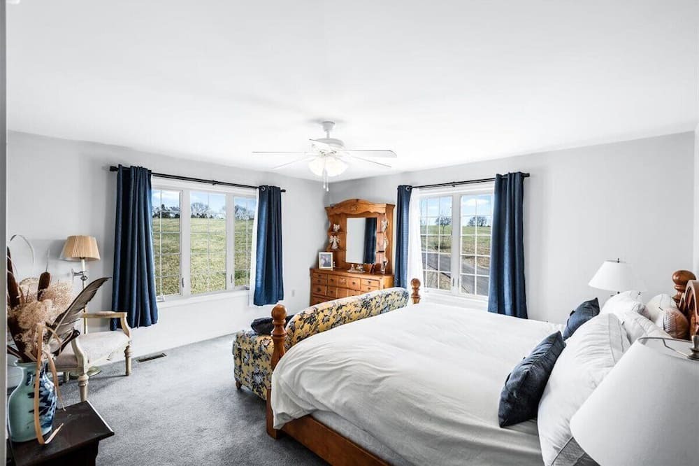 Photo of Bedroom in Livingston