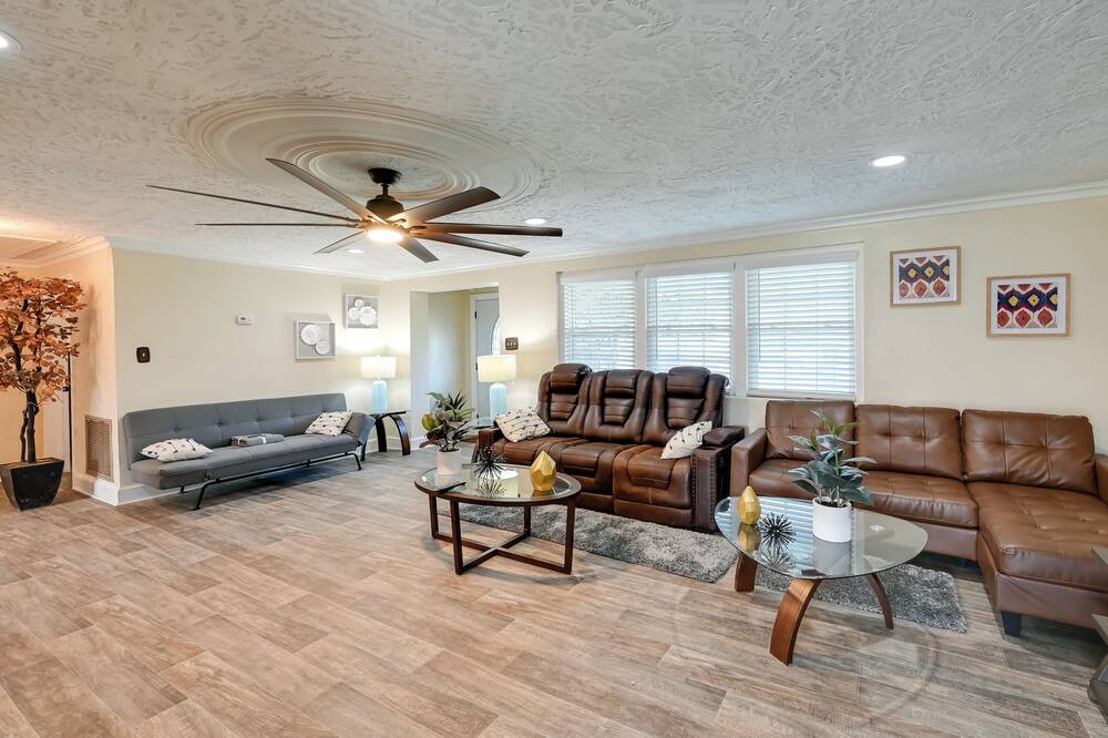 Photo of Livingroom in Goldsboro