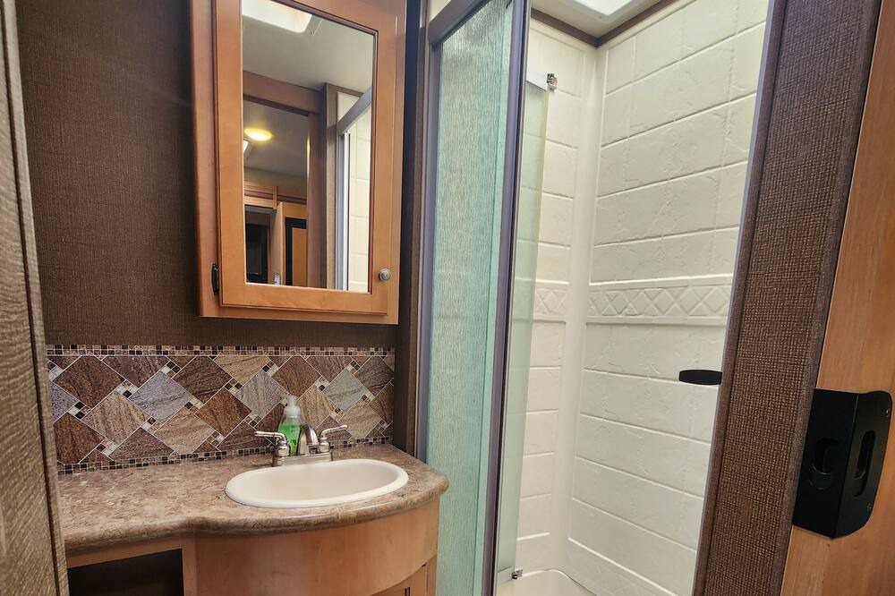 Photo of Bathroom in Shelbyville