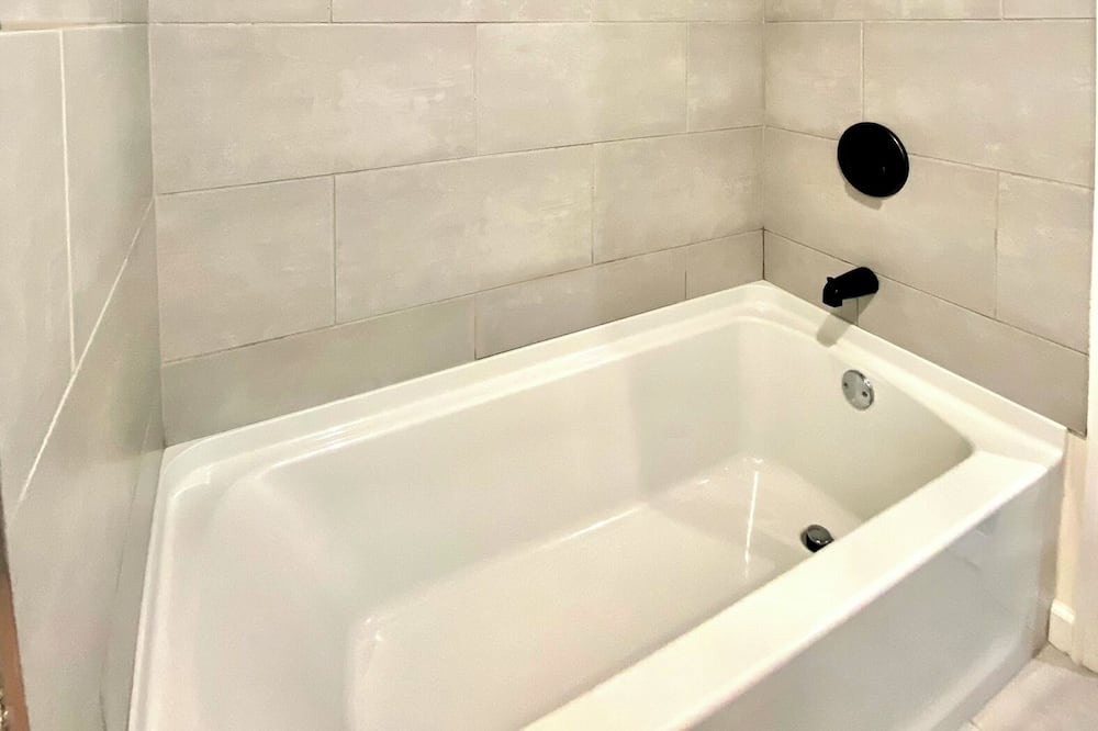 Photo of Bathroom in Williamstown