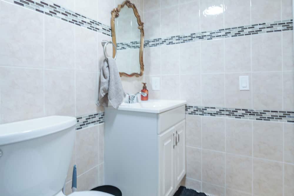 Photo of Bathroom in Elkridge