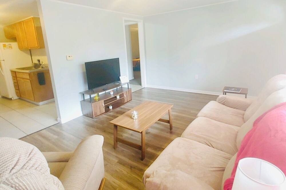 Photo of Livingroom in Hamilton