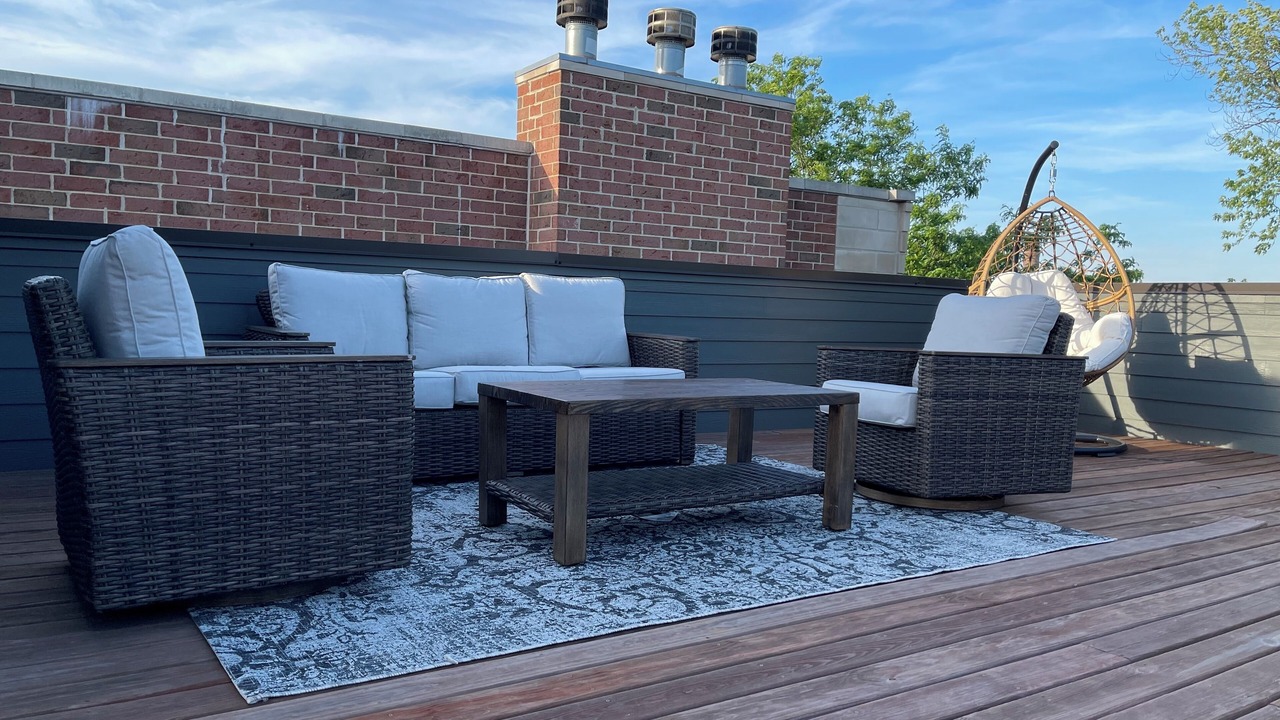 Photo of Patio Balcony in Jefferson Park