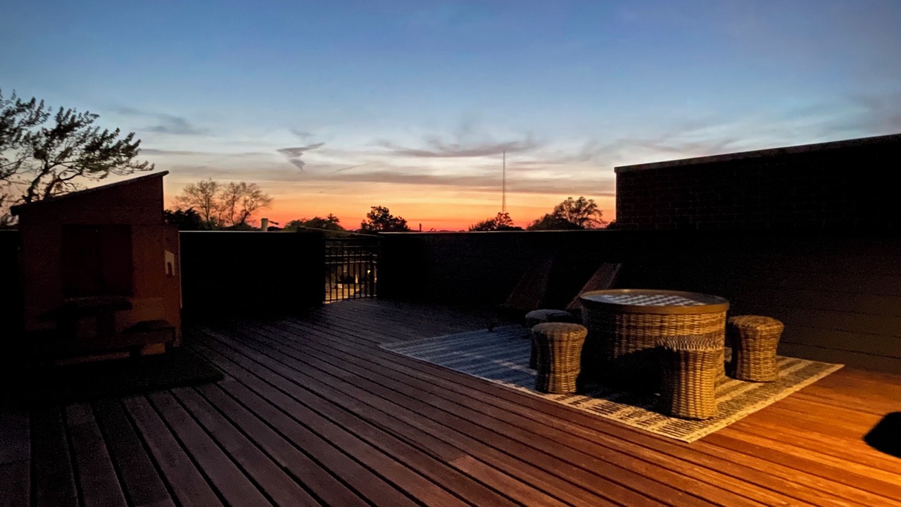 Photo of Patio Balcony in Jefferson Park