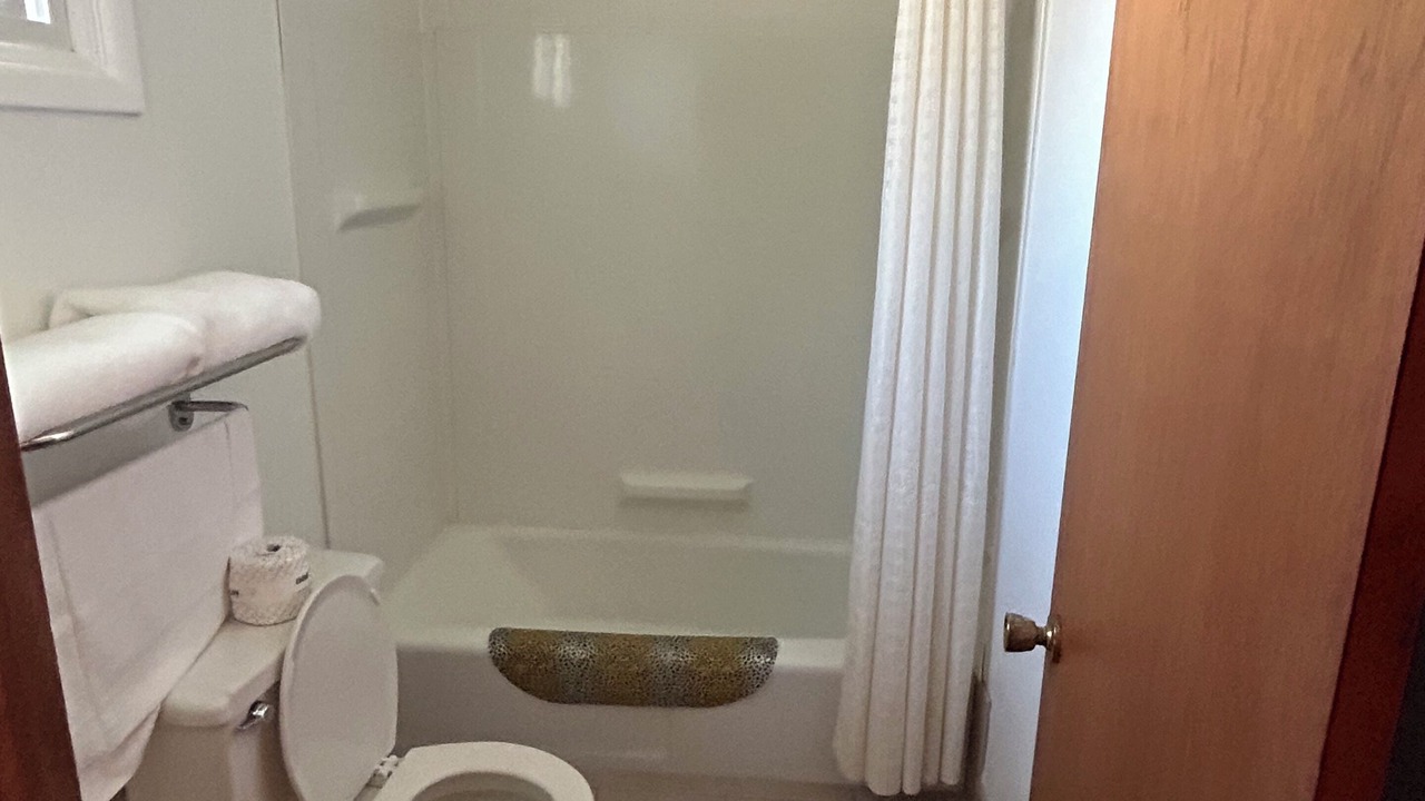 Photo of Bathroom in Chariton