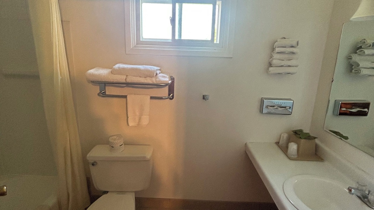 Photo of Bathroom in Chariton